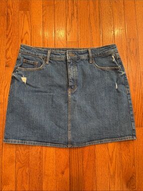 Classic Old Navy Blue Distressed Denim Mini Skirt - womens size 14 EUC
